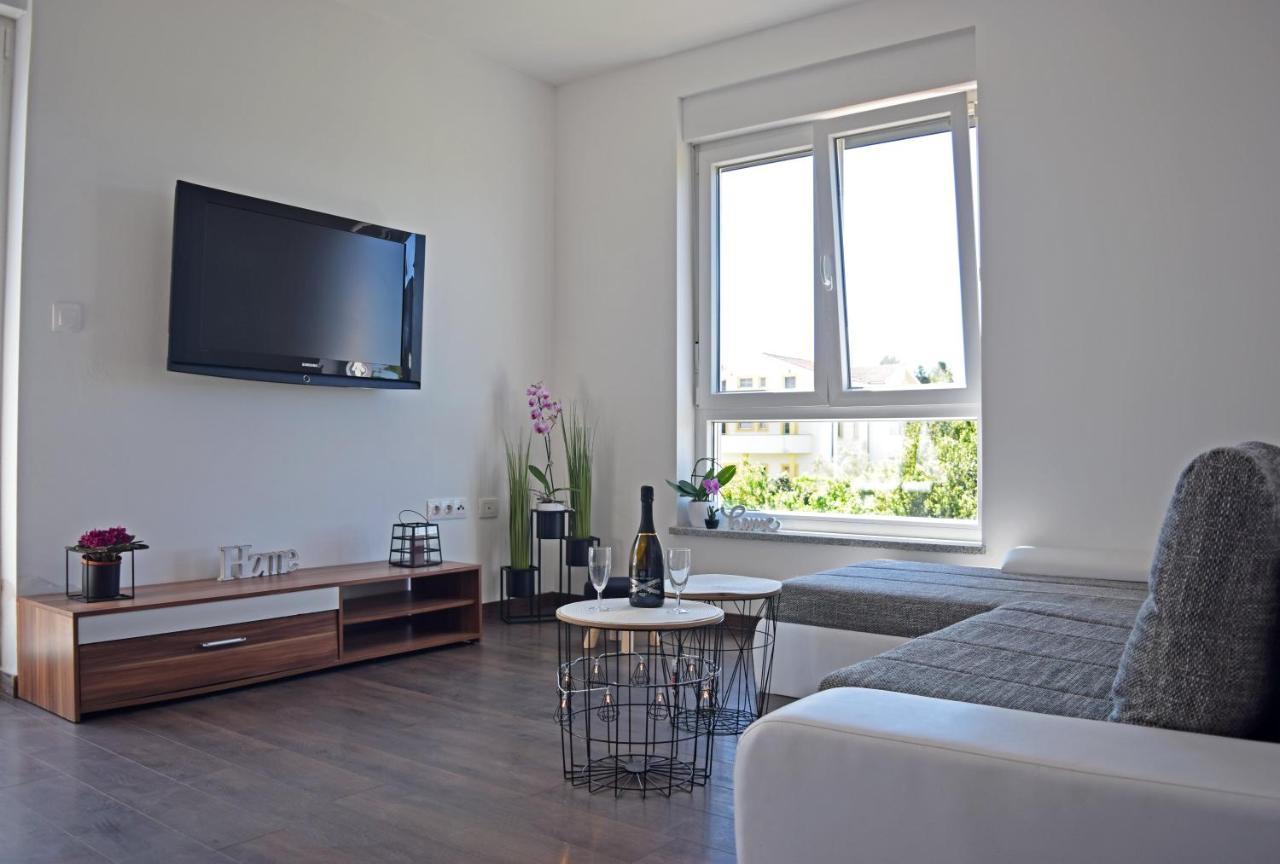 Apartment Summer Breeze Pula Bagian luar foto